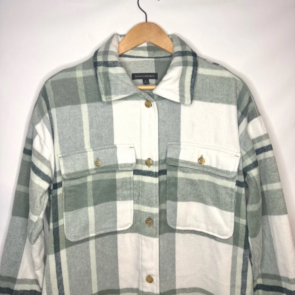 Banana Republic Green and White Plaid Utility Jacket - Picture 4 of 12